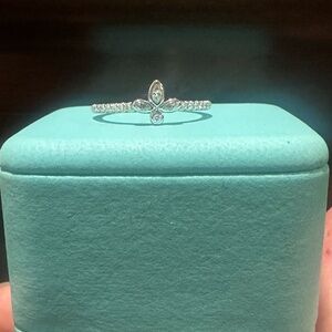 Platinum Diamond Fleur de Lis